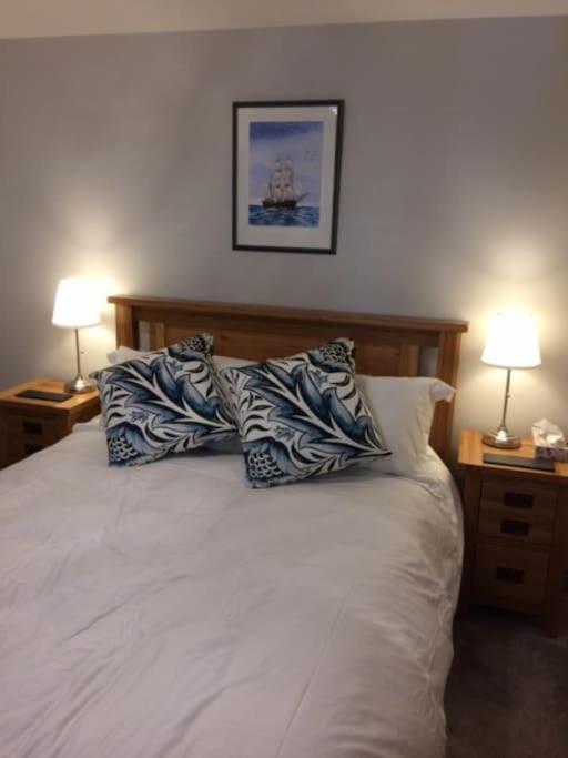 River Road, Littlehampton, Executive Apartment Eksteriør billede